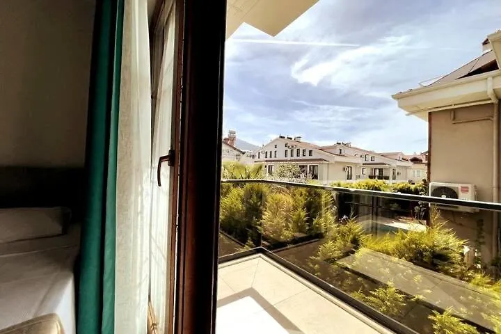 Modern Apartment For 6 People In Fethiye Center Türkei