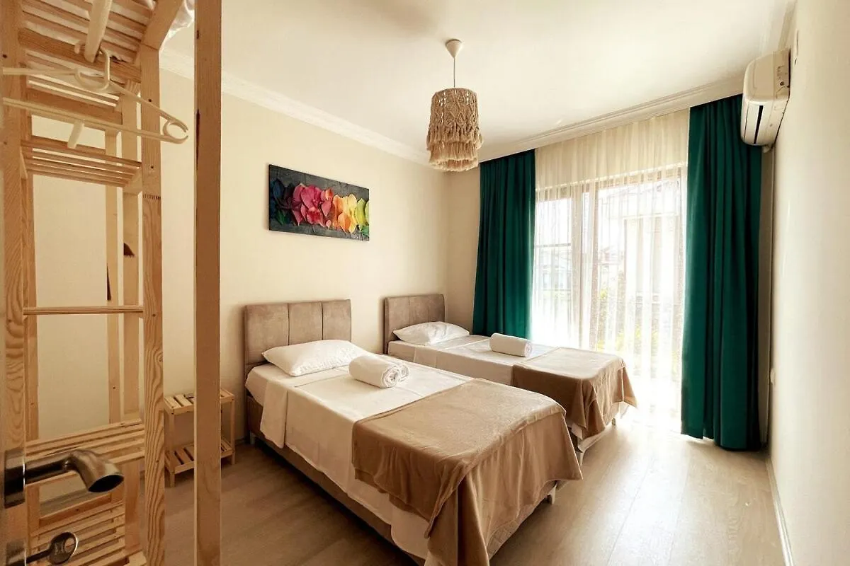 Modern Apartment For 6 People In Fethiye Center