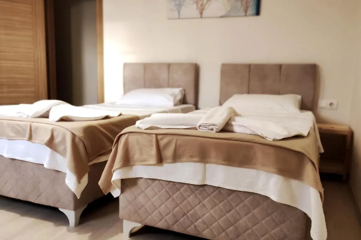 Modern Apartment For 6 People In Fethiye Center Türkei